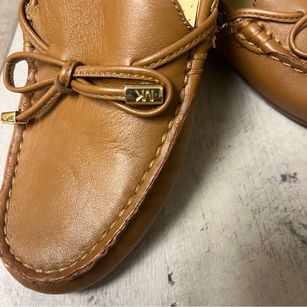NWOT Michael Kors Leather Juliette Moccasin Loafers Size 7.5 - Picture 3 of 14